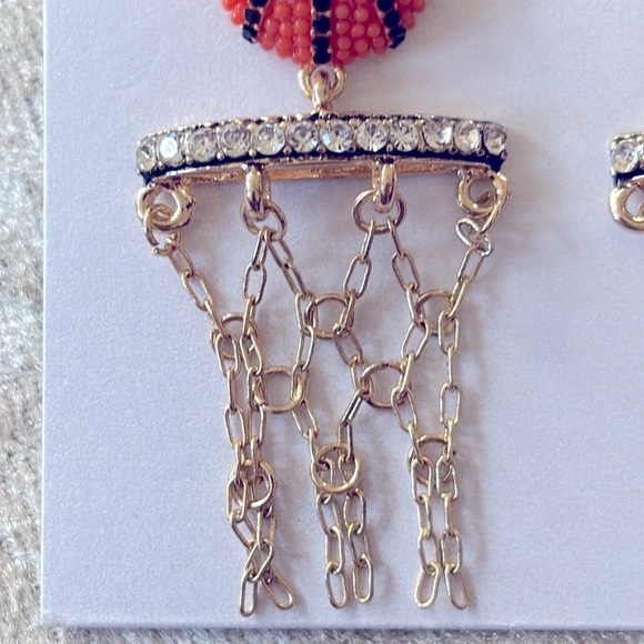 Brand New BaubleBar Basketball Drop Earrings Gold Tone Chain Net March Madness - Picture 8 of 12